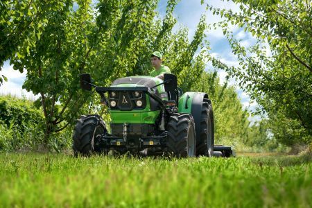 DEUTZ-FAHR 5D F KEYLINE SERISI FAZ V - Hover 2